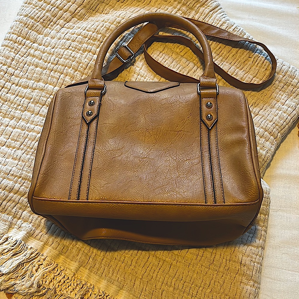 👜 Atmosphere structured satchel tote purse with silver accents